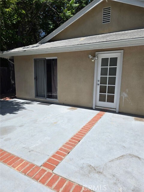 Building Photo - 12740 Landale St