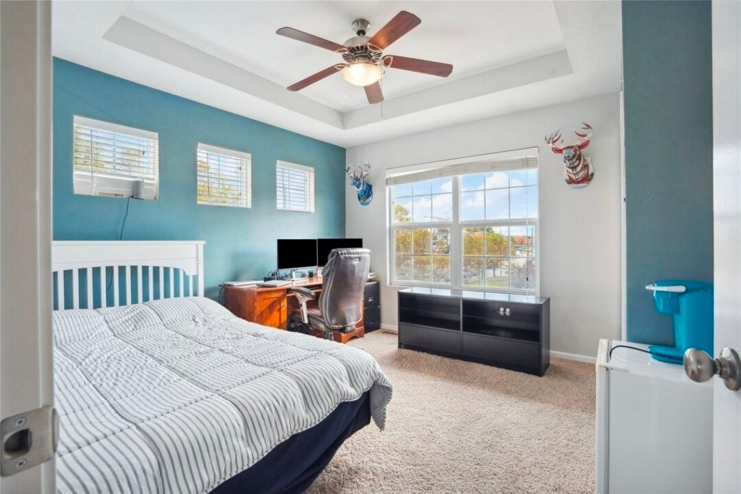 Building Photo - 2102 High St