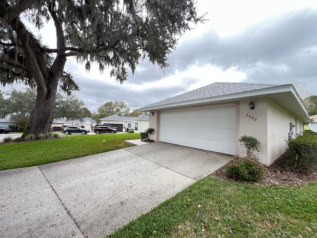Building Photo - Modern 3-Bedroom, 2-Bathroom Home in Ocala! WASHER & DRYER INCLUDED!