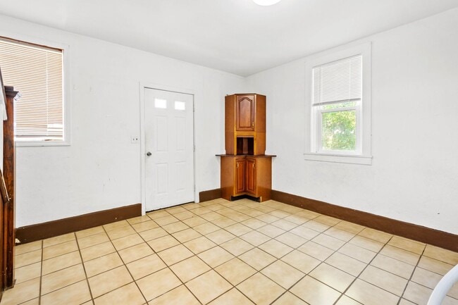 Building Photo - Cozy 1 Bedroom home in Bridgeville available May 1!