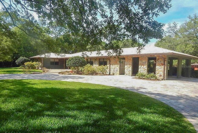 Building Photo - 3502 Sunbeam Dr
