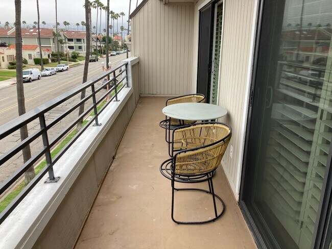 Building Photo - Beachside Furnished Retreat! Remodeled 2BD/2BA Condo Steps from the Sand!