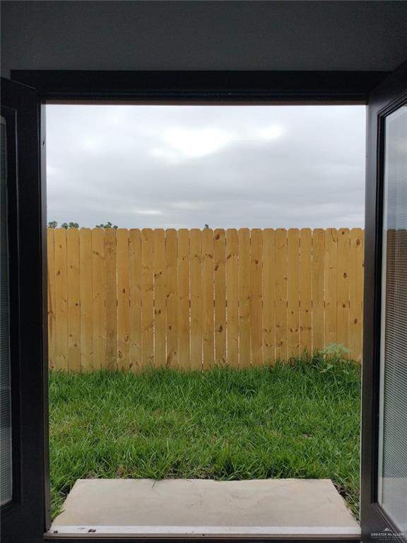 Building Photo - 12 S Xanthia St