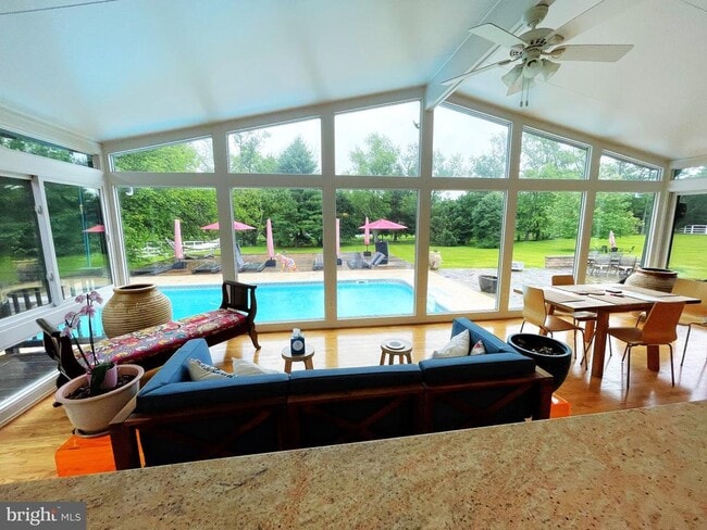 Building Photo - 13209 Lantern Hollow Dr