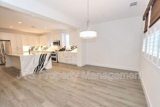 Building Photo - 4988 Amina Fair Way