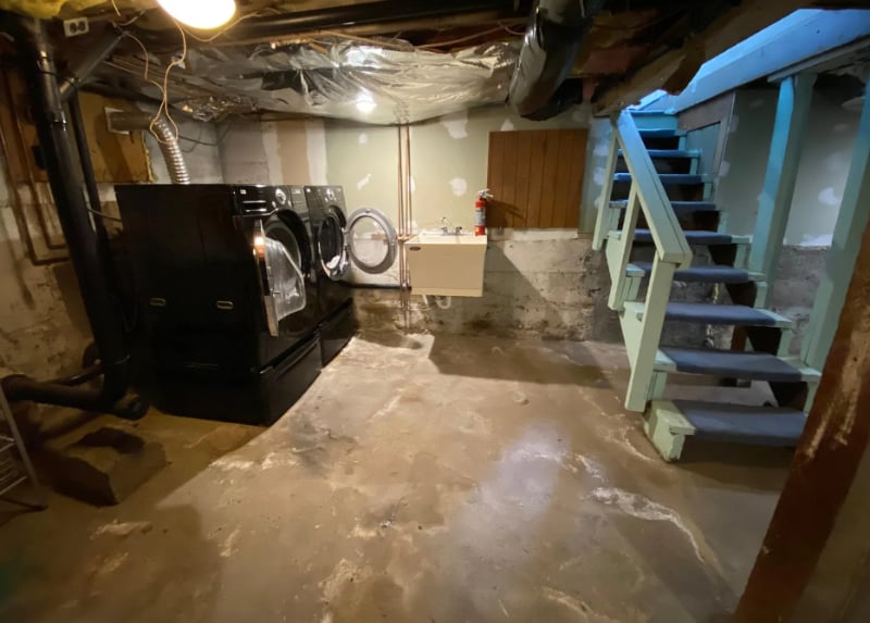 Building Photo - 3216 N Stevens St