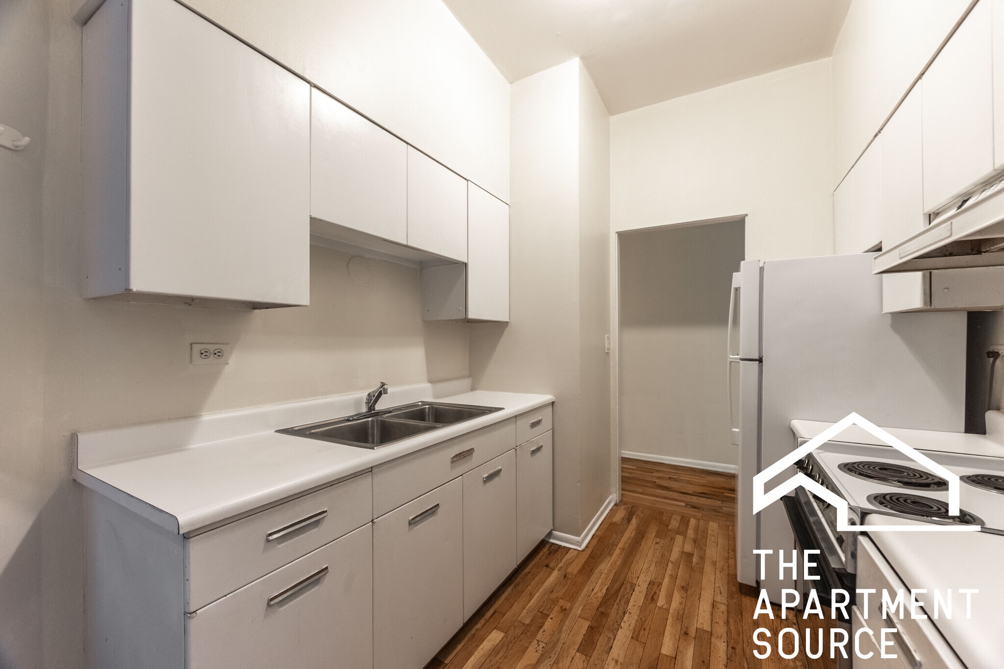 Building Photo - 1427 N Dearborn St