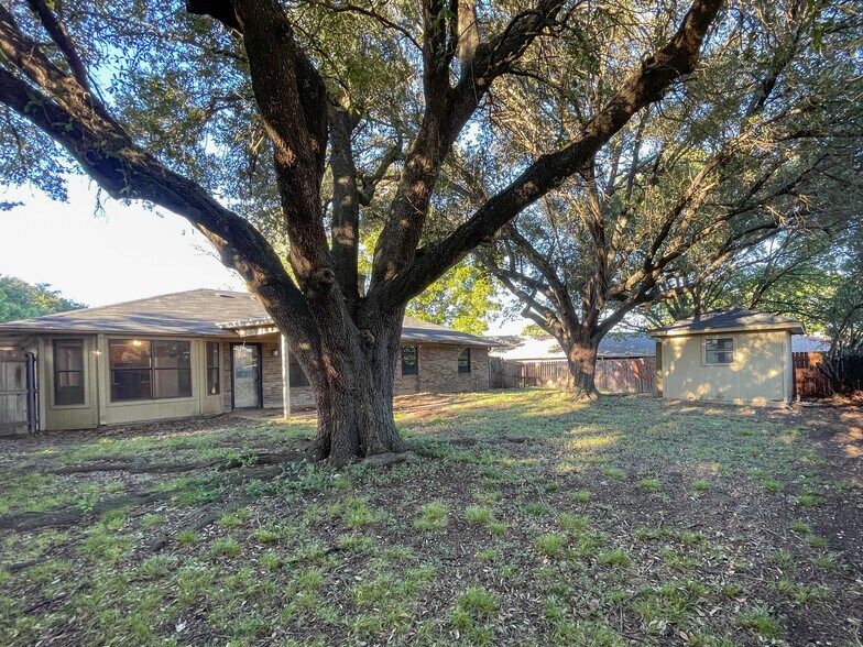 Building Photo - 7104 Churchill Cir