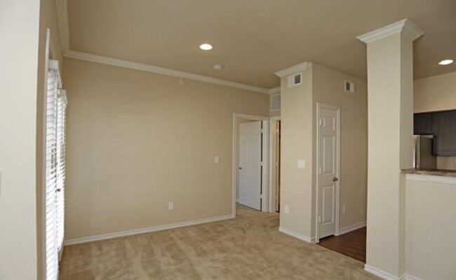 Building Photo - 1 bedroom in Dallas TX 75287