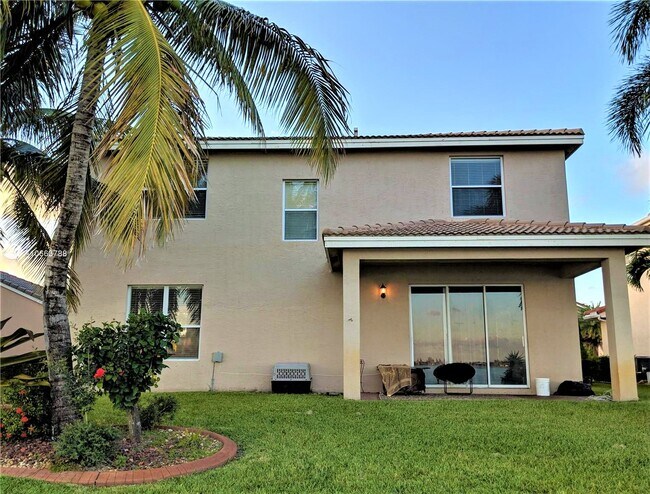 Building Photo - 17992 41st SW St