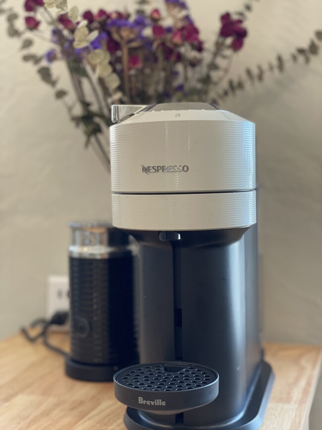 Nespresso machine & brother - 7510 Dickens Ave