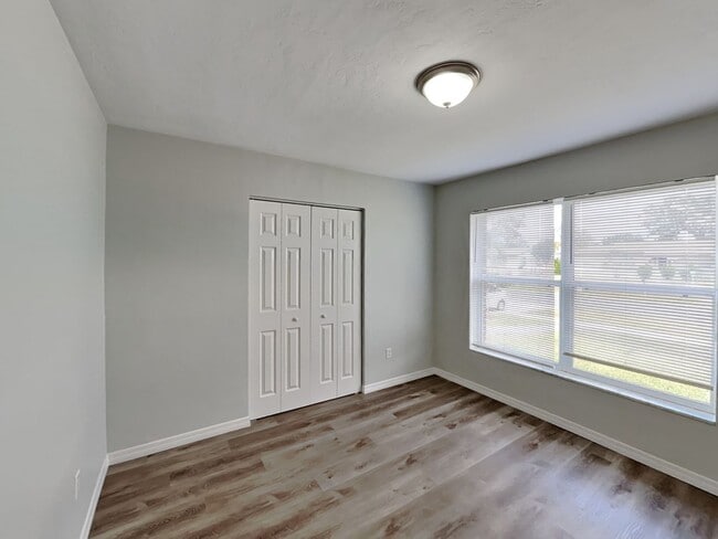 Building Photo - Charming 3-Bed Home in Spring Hill