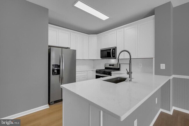 Building Photo - 20863 Cosworth Terrace