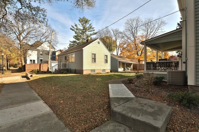 Building Photo - 1314 Michigan Ave