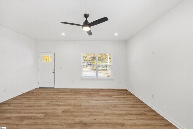 Building Photo - 13 Jamison St