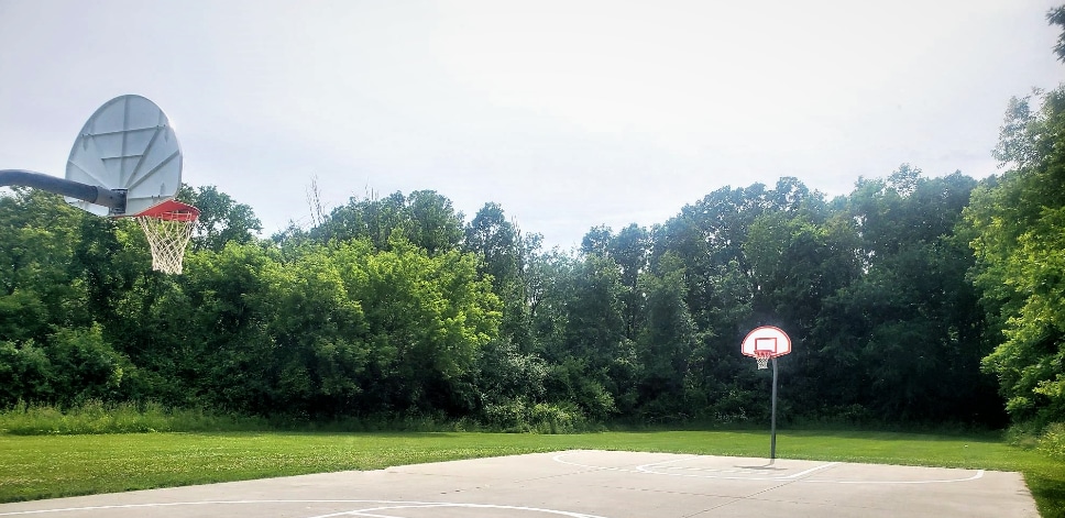 Building Photo - 418 Saddle Dr