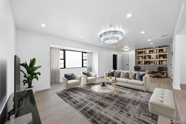 Building Photo - 26 Roseanne Dr