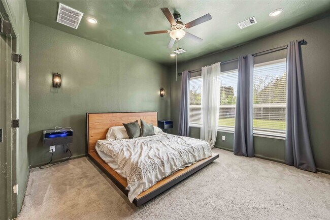 Building Photo - 4238 Redford Valley Rd