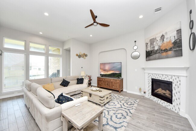 Building Photo - 24003 Cannon Anello Ct