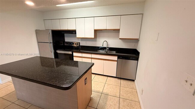 Primary Photo - 4055 W McNab Rd