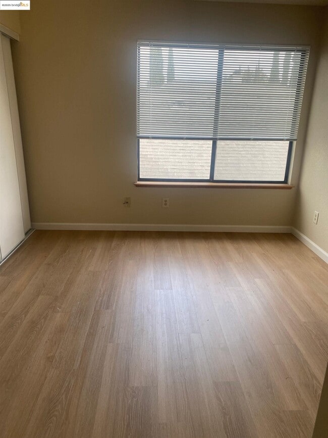 Building Photo - 720 Timberline Terrace