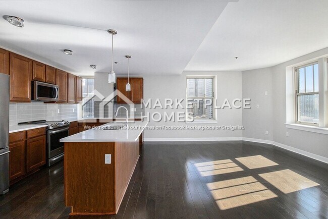 Building Photo - 525 W Lafayette Blvd