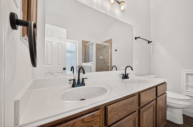 Building Photo - 20707 Pine Rain Ct