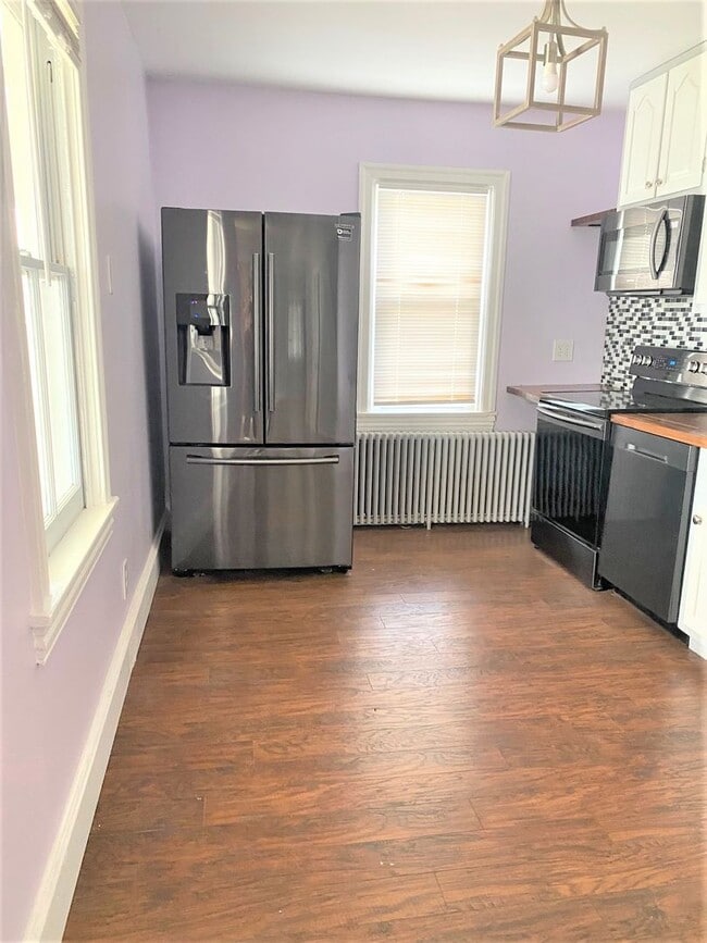 Building Photo - House for Rent in Glen Mills