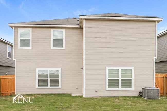 Building Photo - 2942 Jackson Smt