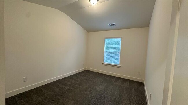 Building Photo - 263 Auburn Valley Wy
