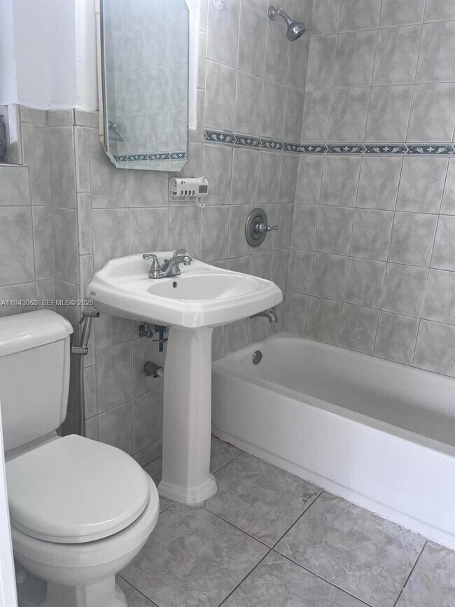 Building Photo - 50 NW 68th Ct