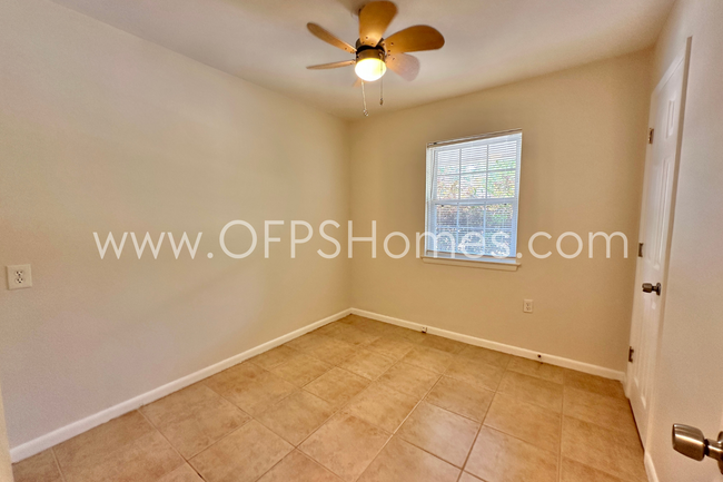 Building Photo - Fort Walton Beach 3/1.5