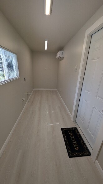 Building Photo - 64 Knollwood Dr