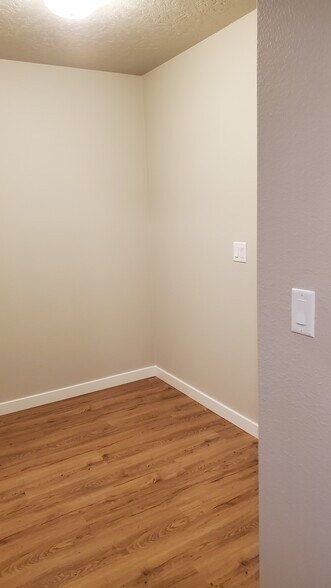 Building Photo - 16918 N Gwinnett Ave