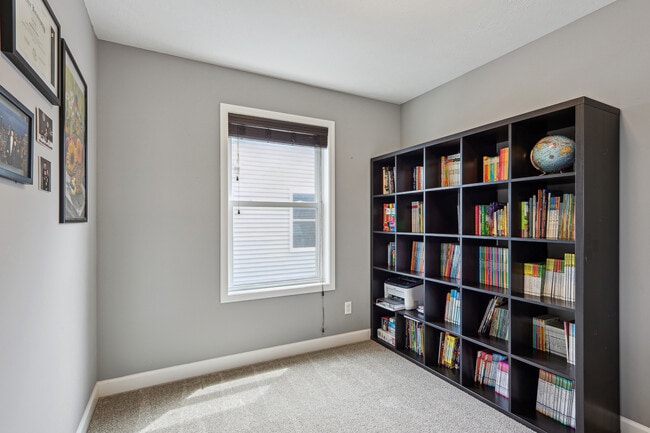 Building Photo - 4533 Nicklaus Dr