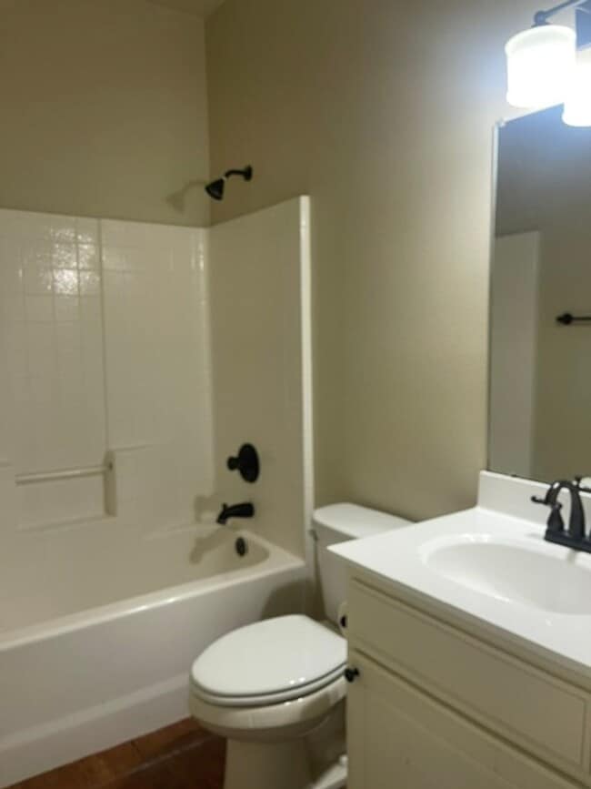 Building Photo - Duplex in South Lubbock