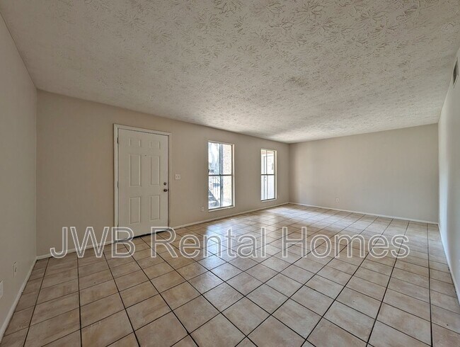 Building Photo - 7201 Arlington Expy