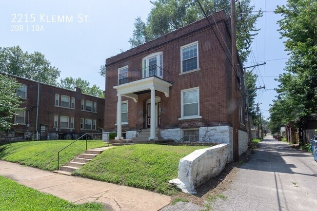 Building Photo - 2215 Klemm St