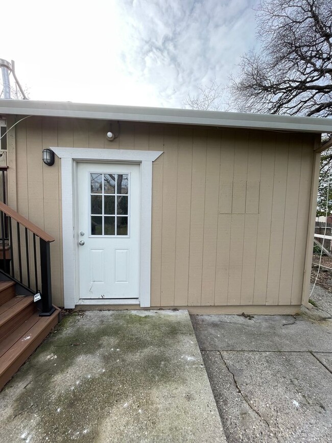 Building Photo - 277