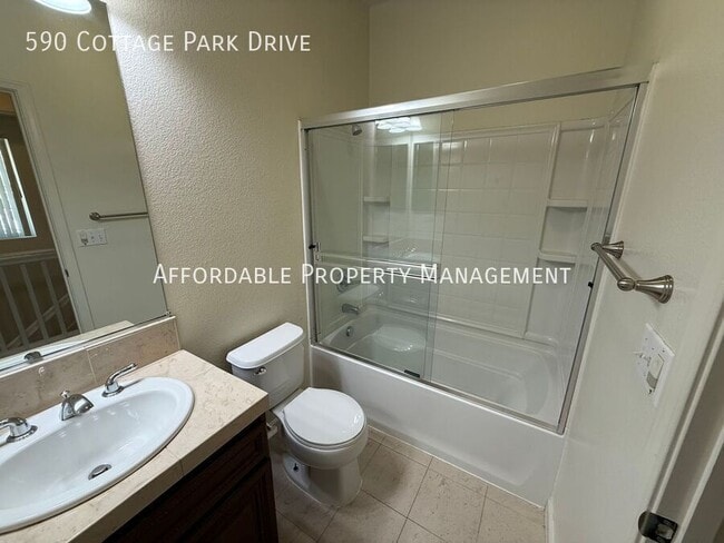 Building Photo - 590 Cottage Park Dr