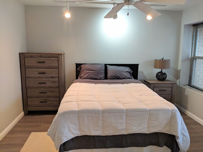 Building Photo - 600 NW 4th St