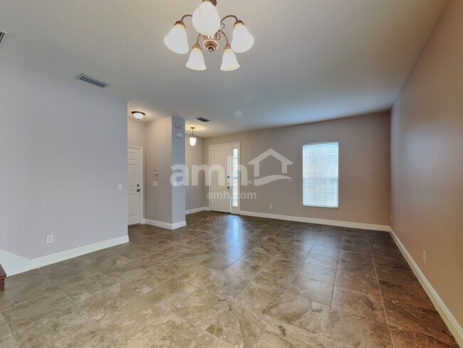 Building Photo - 10956 Willow Ridge Loop