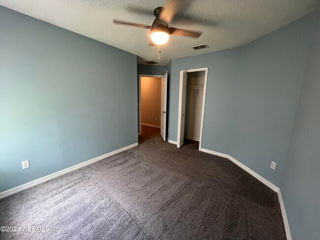 Building Photo - 250 Brookchase Ln