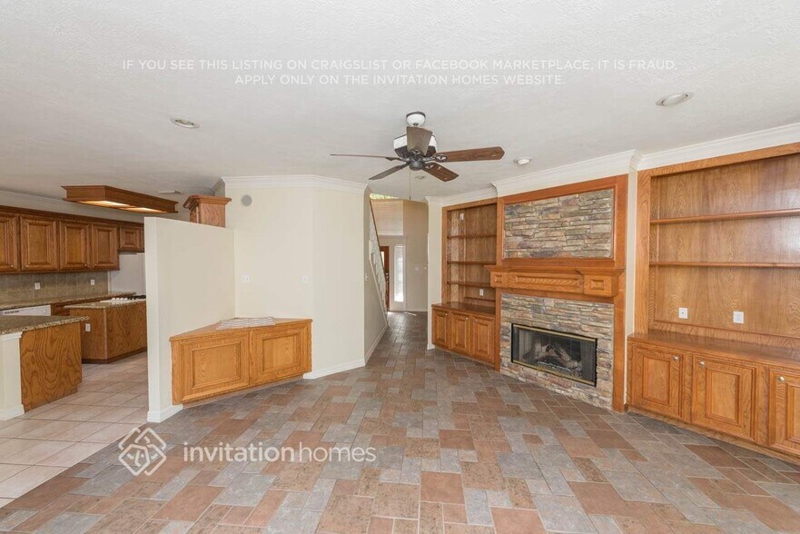 Building Photo - 12146 Auburn Hills Dr