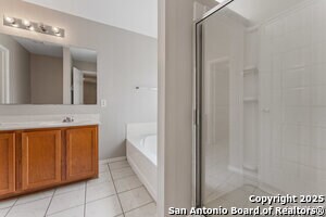 Building Photo - 3915 Regal Rose