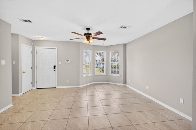 Building Photo - 1997 Todd Cove