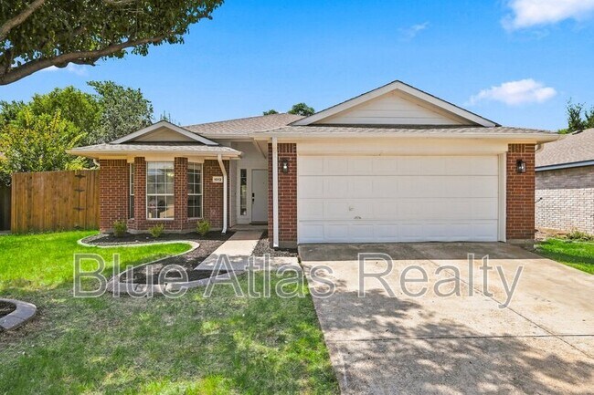 Building Photo - 1012 Waterview Dr