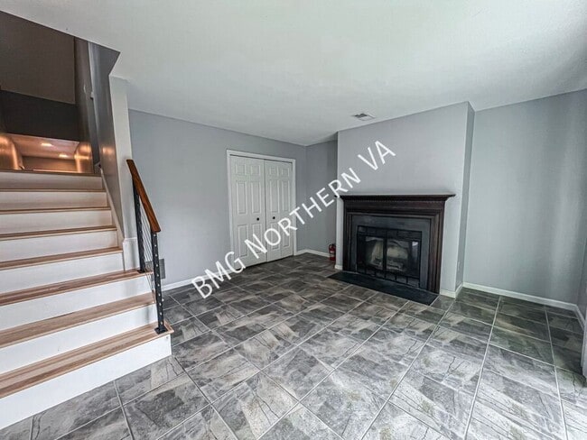 Building Photo - 954 S Rolfe St