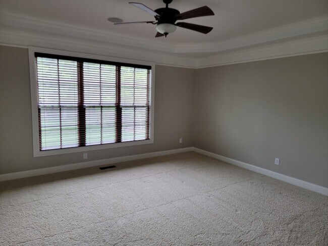 Building Photo - 1005 Brittain Downs Dr