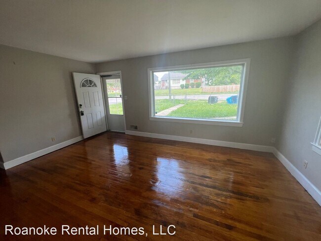 Building Photo - 3 br, 1 bath House - 936 Greenhurst Ave NW